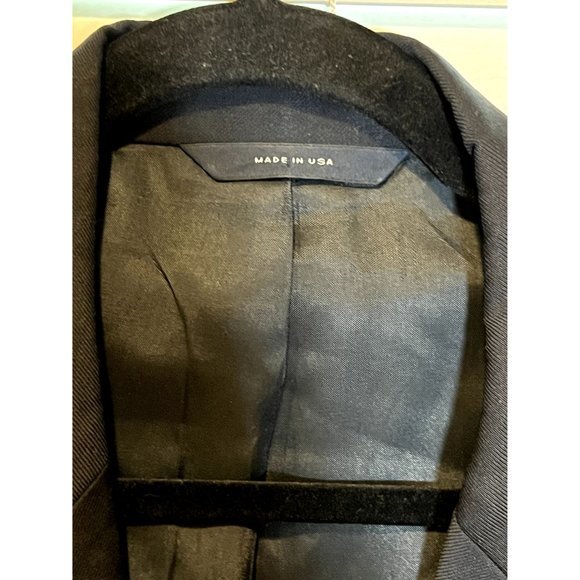 Brooks Brothers Brooksease Made in USA Navy Sportcoat with Gold Buttons - Size 4 - Picture 4 of 7